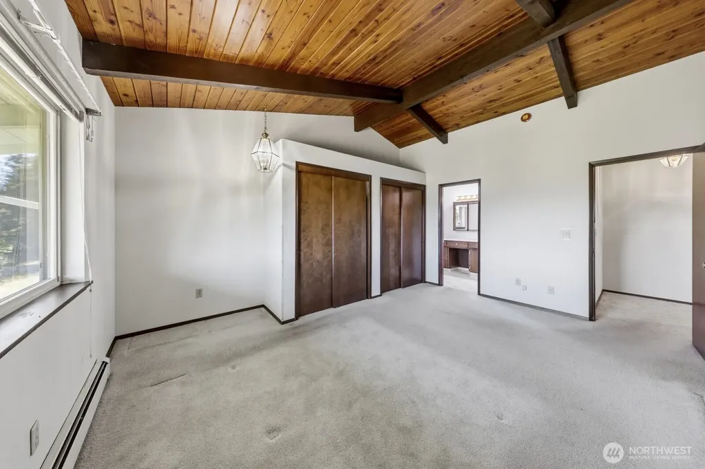 3104 Harts Lake Rd Street Roy WA 98580