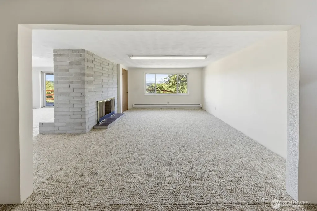 3104 Harts Lake Road S Roy WA 98580