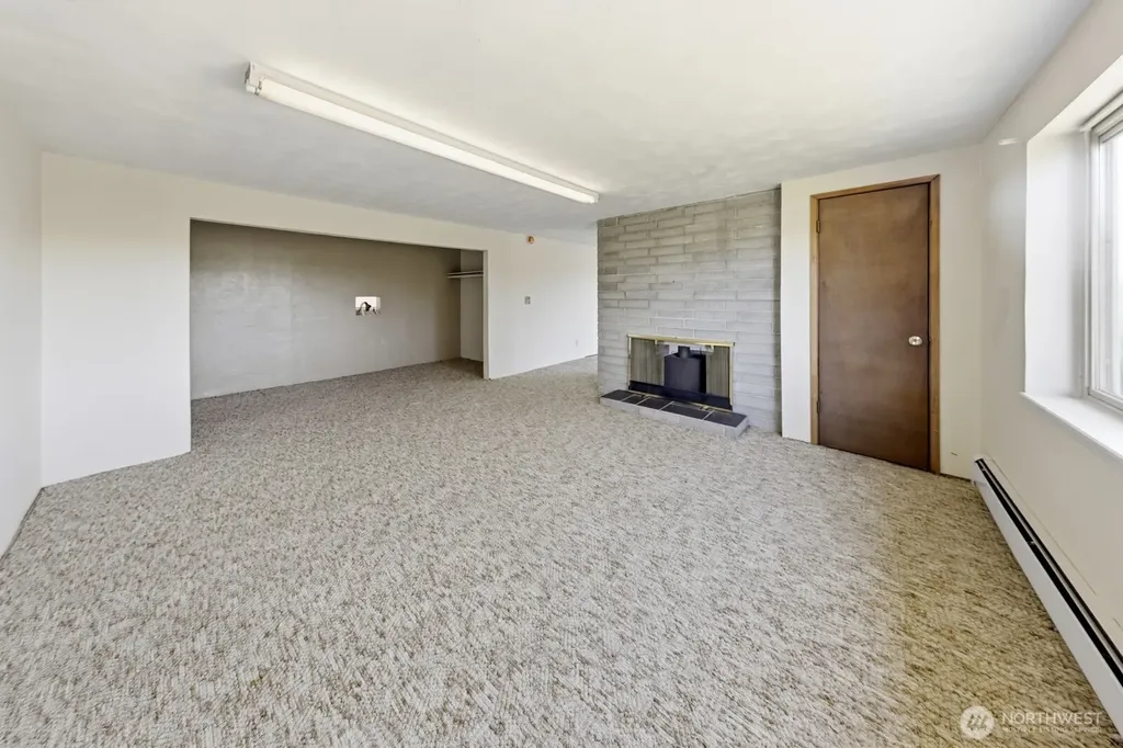 3104 Harts Lake Road S Roy WA 98580