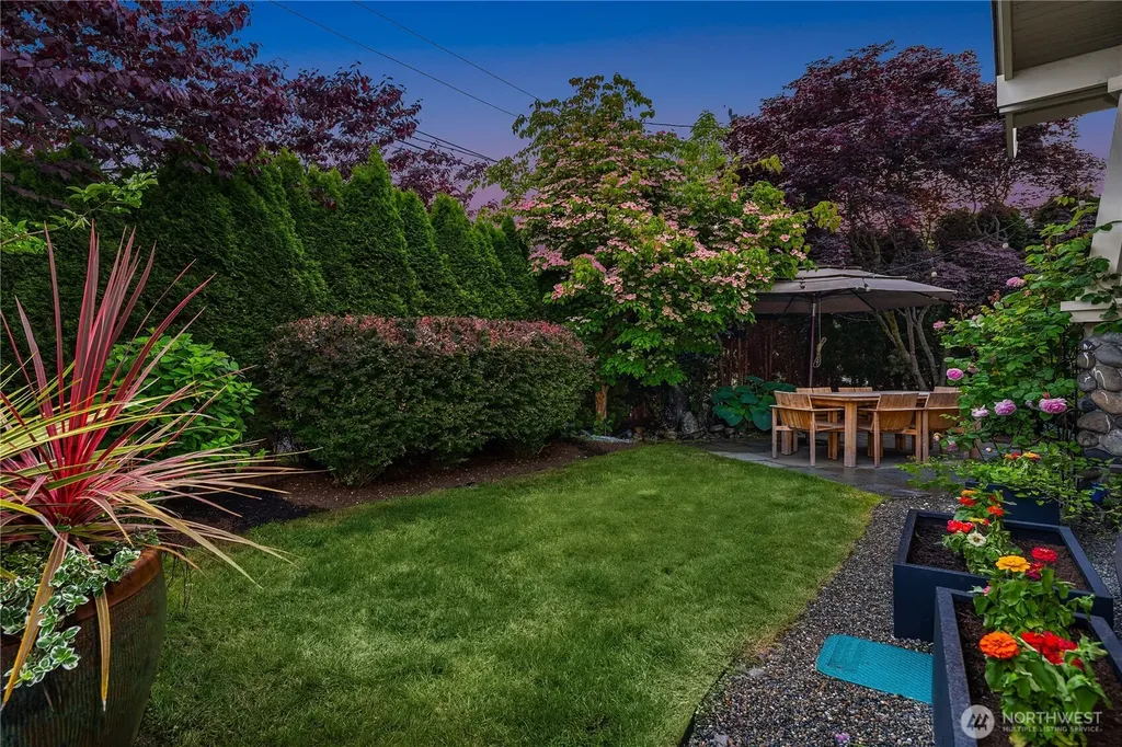 2212 Federal Avenue E Seattle WA 98102