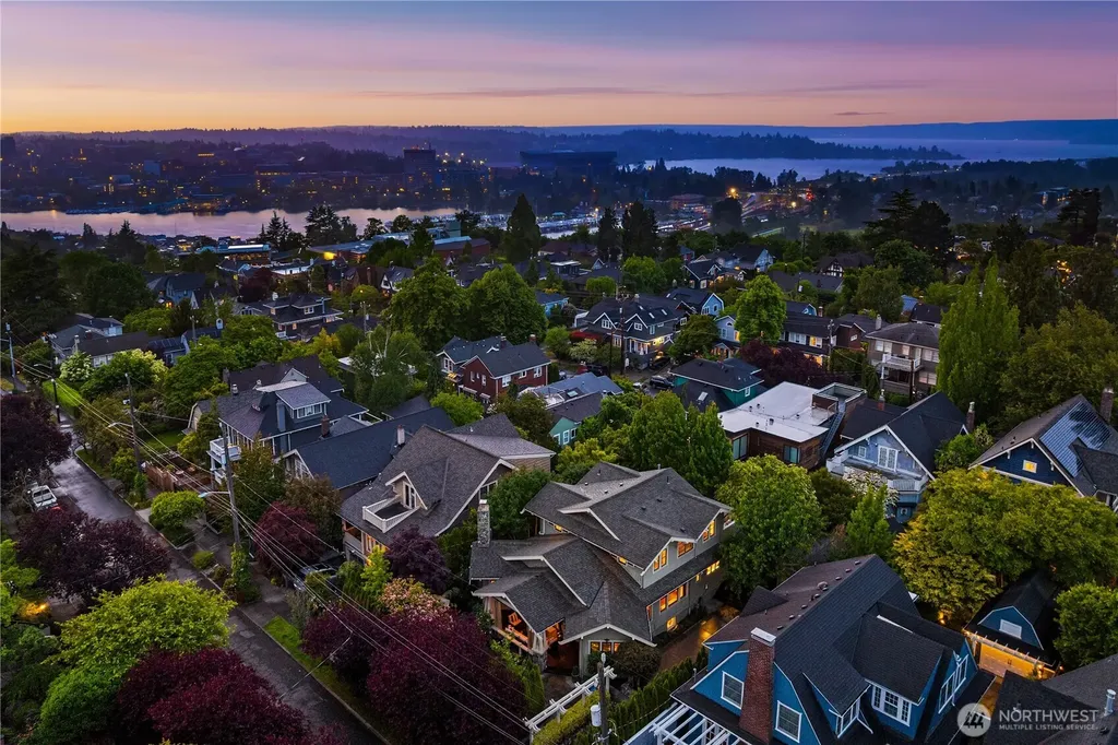 2212 Federal Avenue E Seattle WA 98102