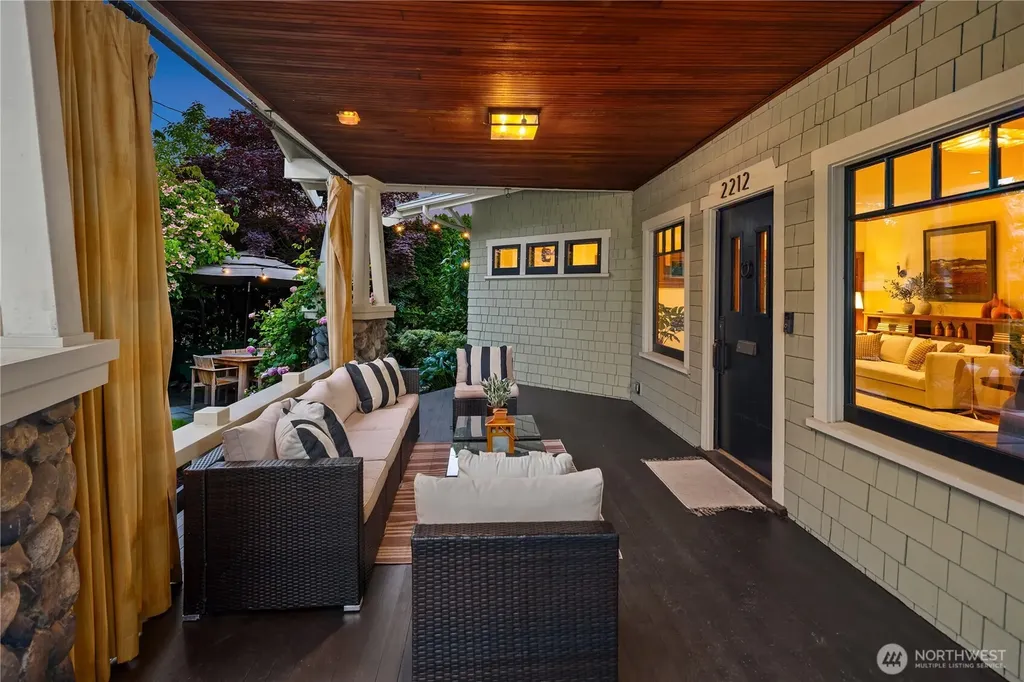 2212 Federal Avenue E Seattle WA 98102