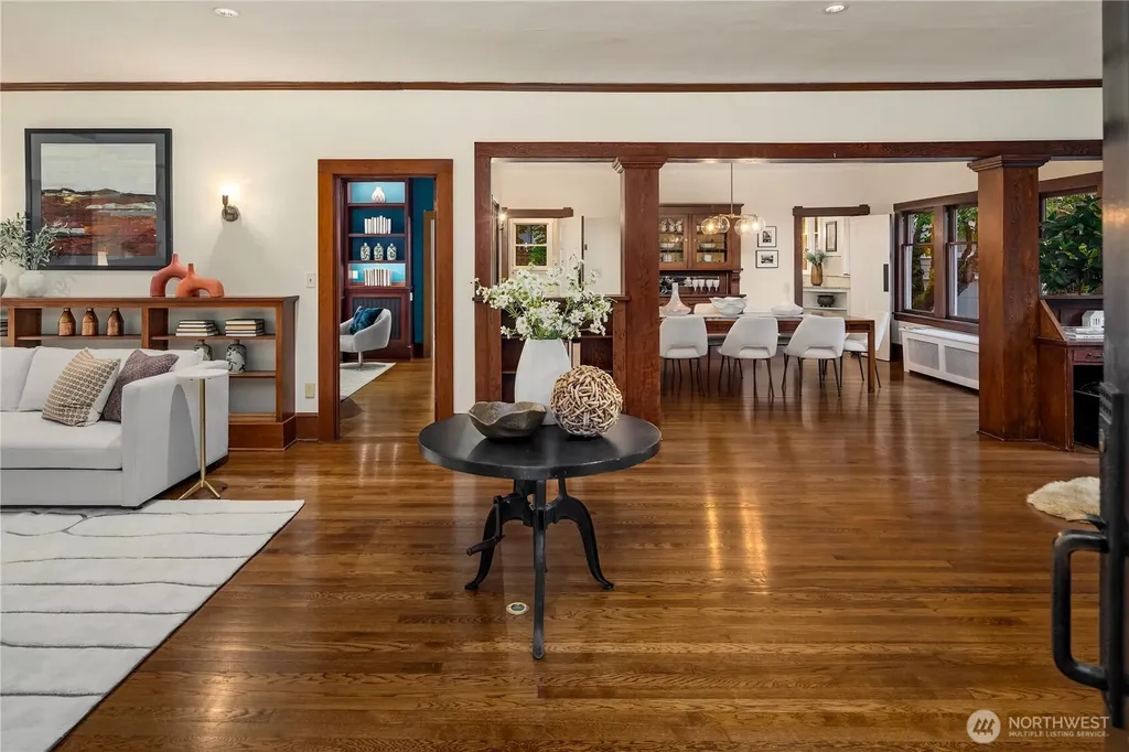 2212 Federal Avenue E Seattle WA 98102