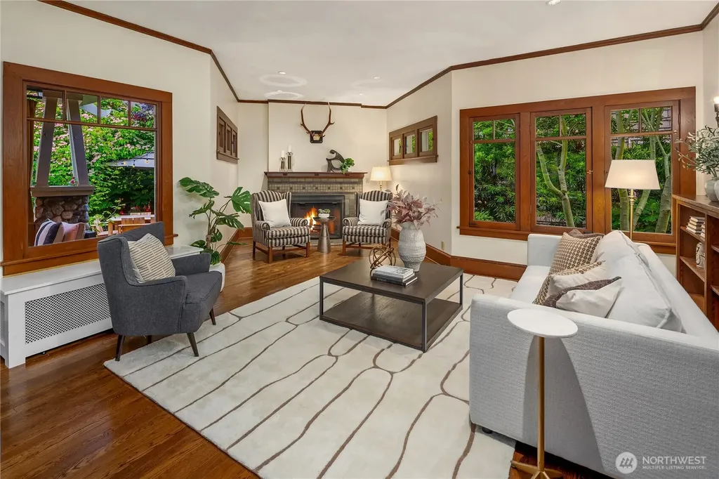 2212 Federal Avenue E Seattle WA 98102
