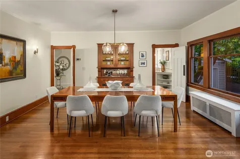 2212 Federal Avenue E Seattle WA 98102