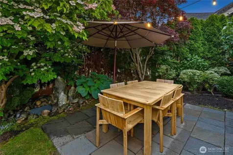 2212 Federal Avenue E Seattle WA 98102