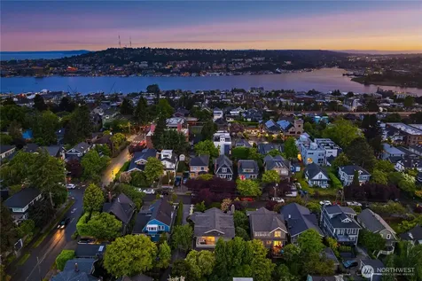 2212 Federal Avenue E Seattle WA 98102
