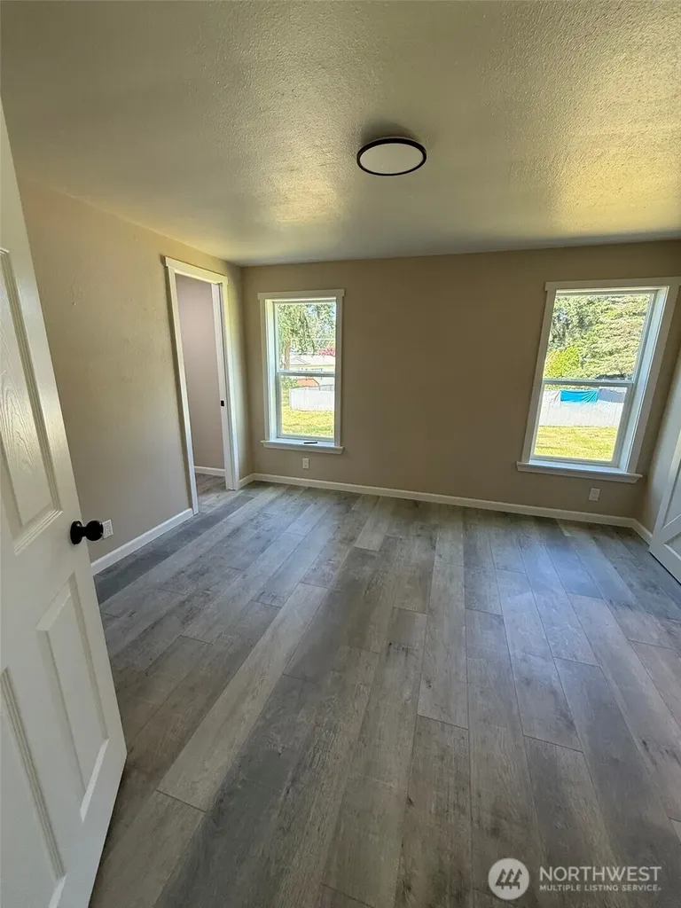 8013 194th Street E Spanaway WA 98387