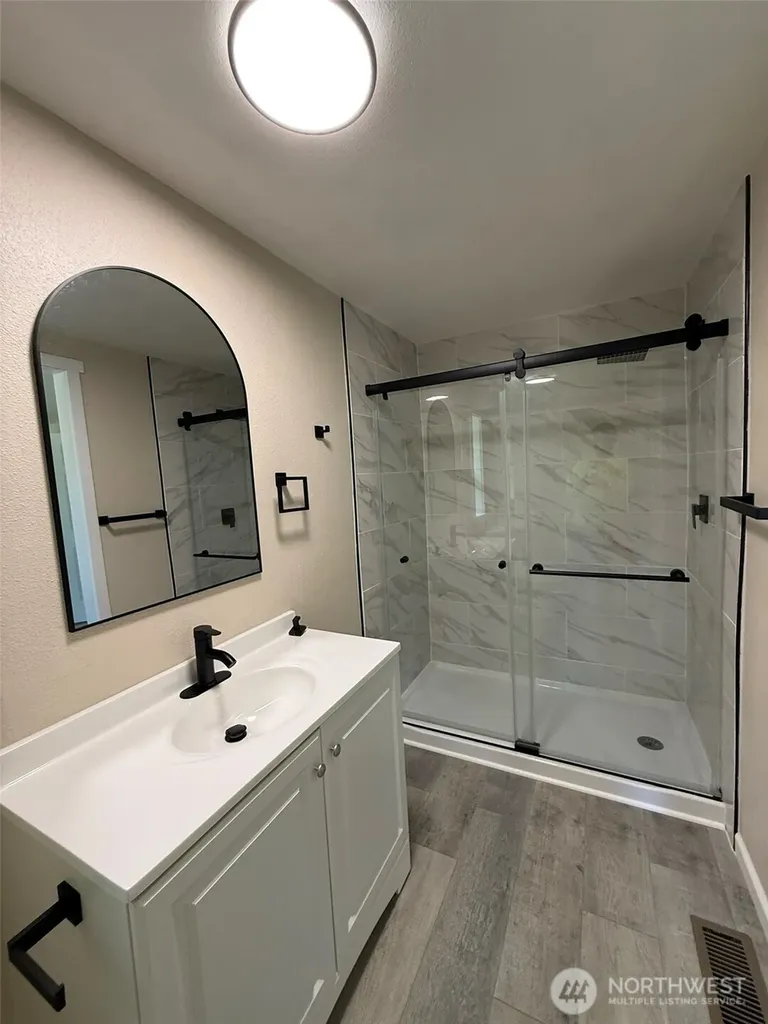 8013 194th Street E Spanaway WA 98387