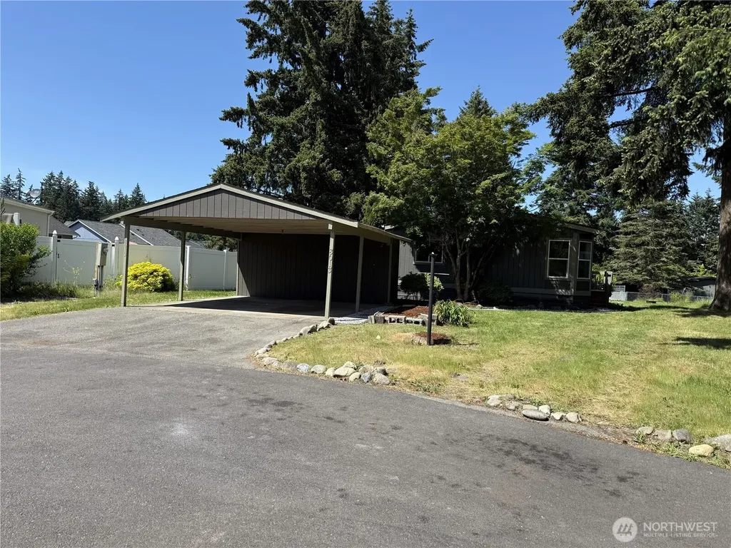 8013 194th Street E Spanaway WA 98387