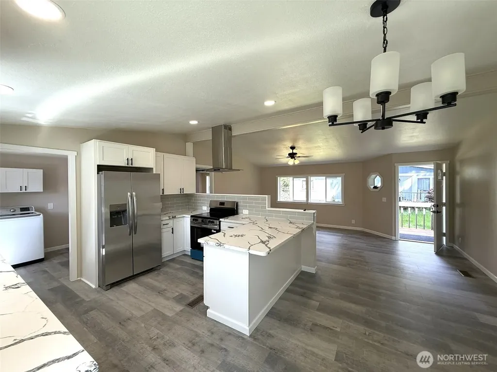 8013 194th Street E Spanaway WA 98387
