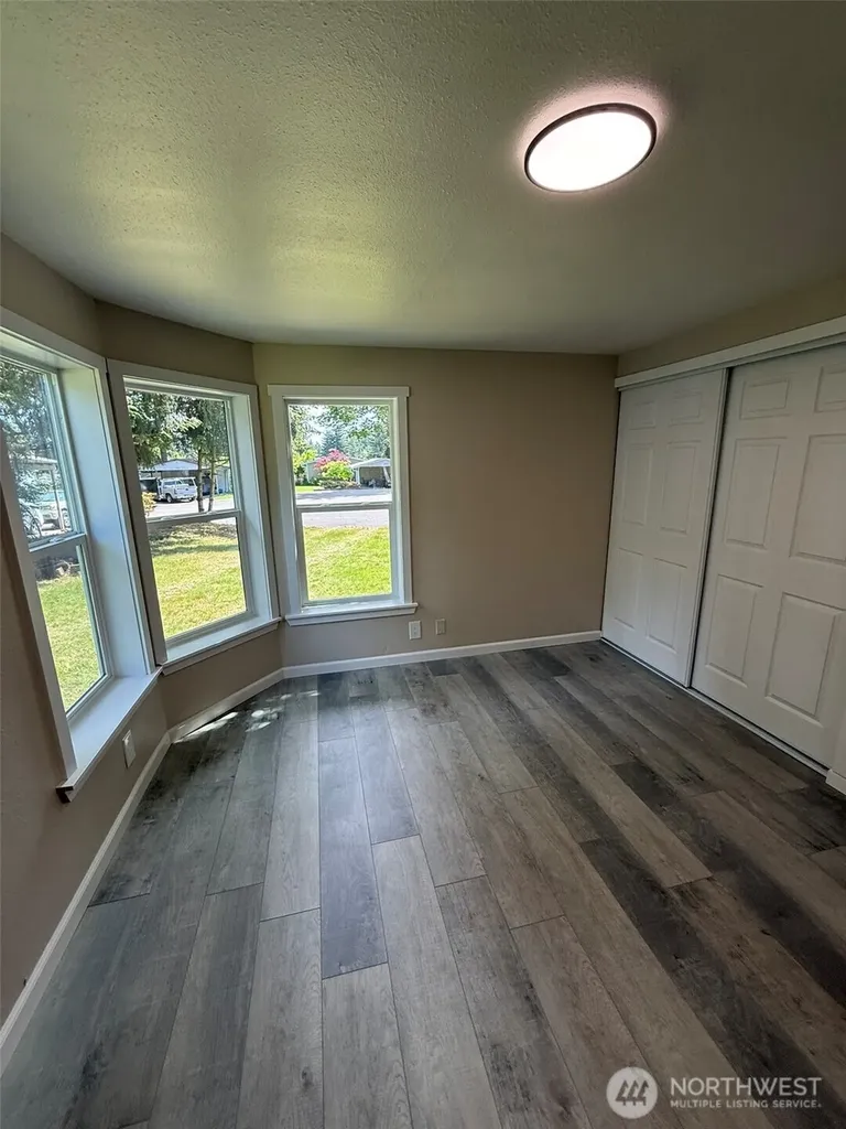 8013 194th Street E Spanaway WA 98387