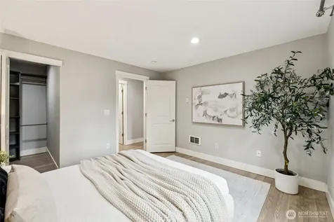 Mountlake Terrace WA 98043