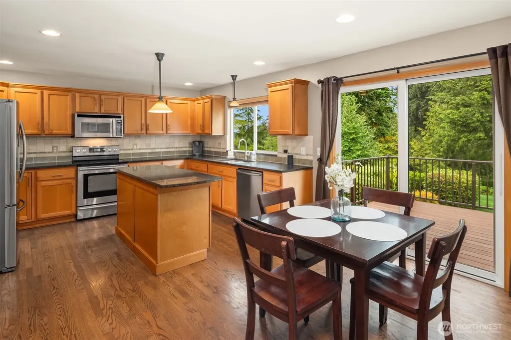 707 122nd Avenue Ct E Edgewood WA 98372