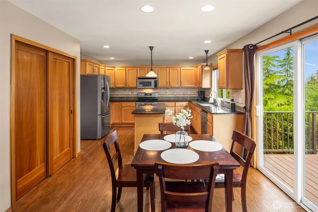 707 122nd Avenue Ct E Edgewood WA 98372
