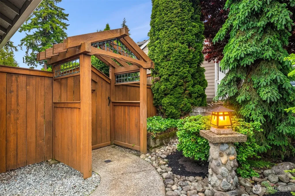 707 122nd Avenue Ct E Edgewood WA 98372