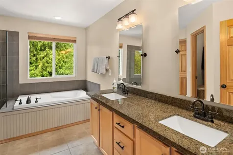 707 122nd Avenue Ct E Edgewood WA 98372