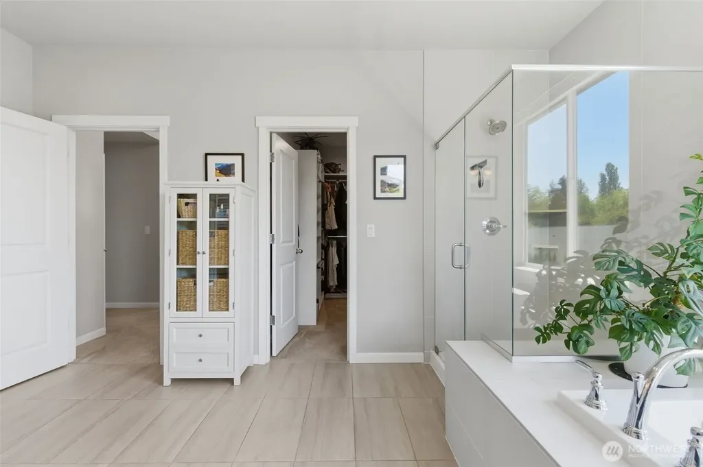 2344 NE Winlock Way Poulsbo WA 98370
