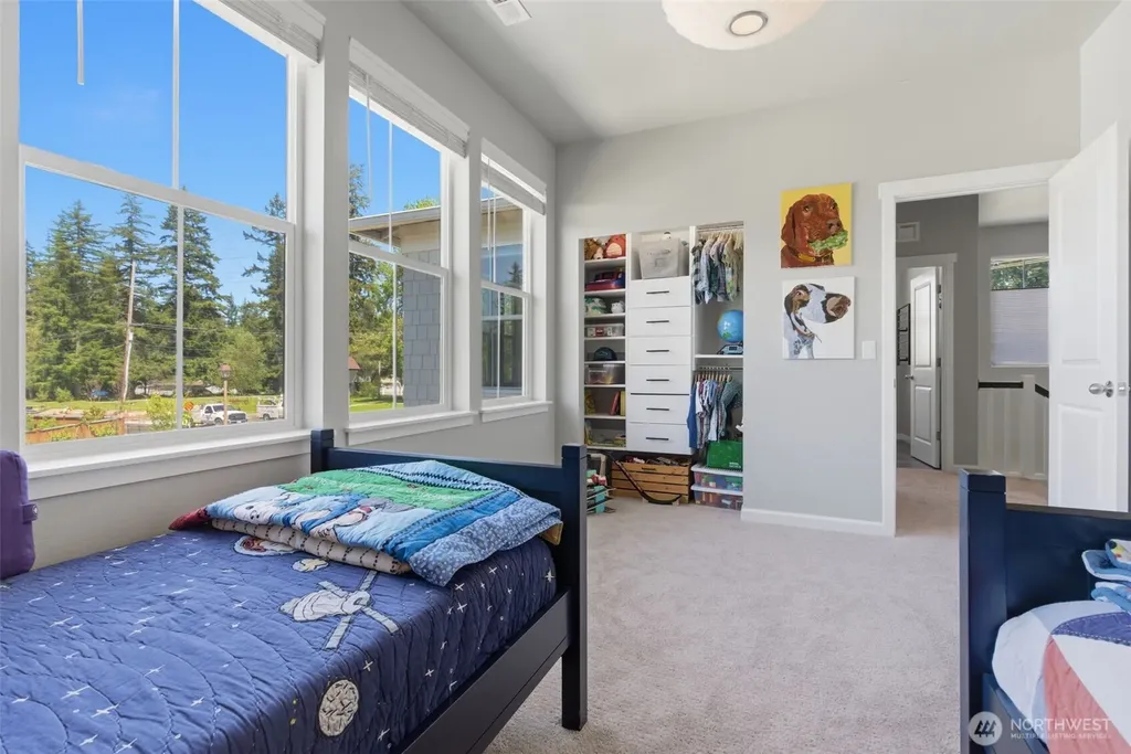 2344 NE Winlock Way Poulsbo WA 98370