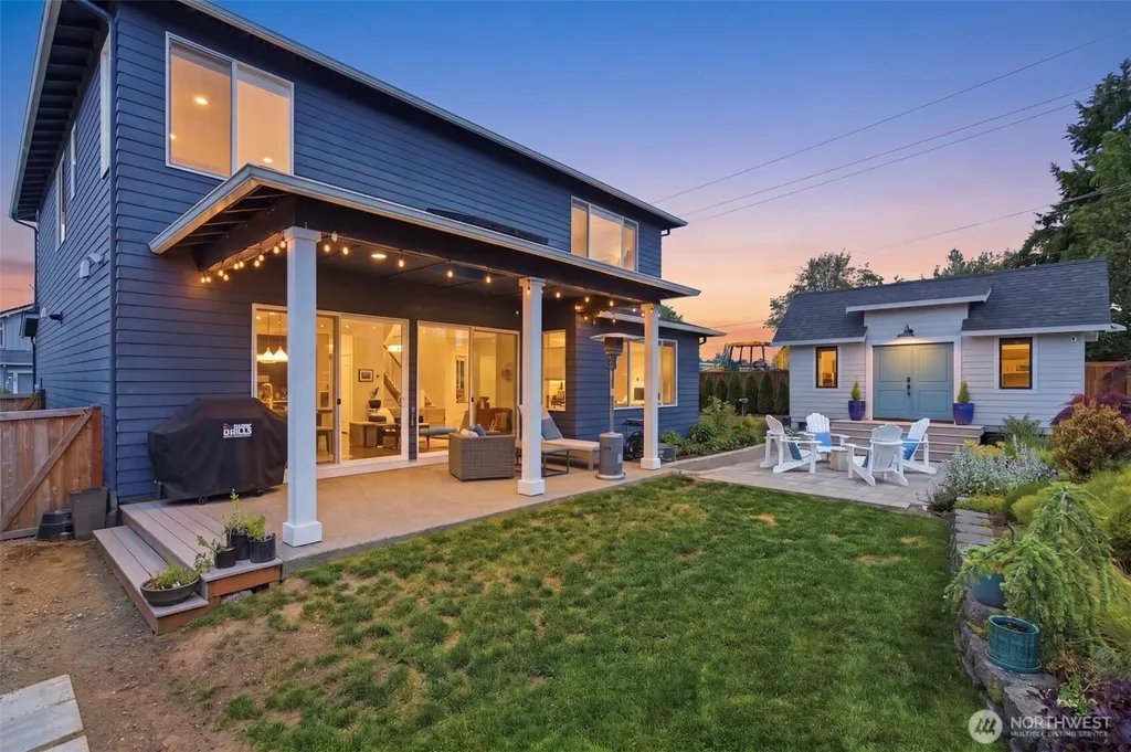 2344 NE Winlock Way Poulsbo WA 98370