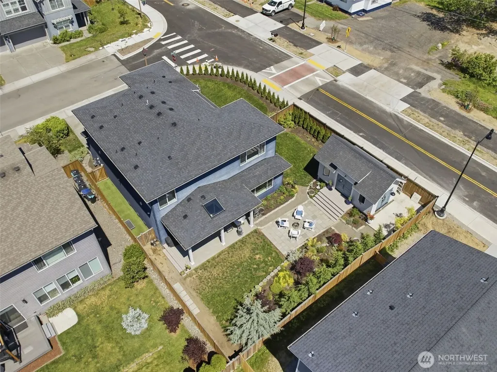 2344 NE Winlock Way Poulsbo WA 98370