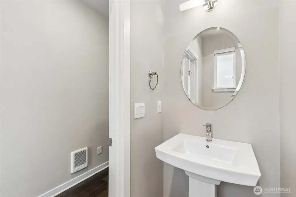 1325 Seattle Hill Road Bothell WA 98012