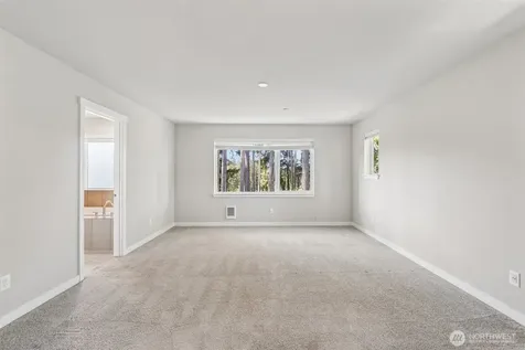 1325 Seattle Hill Road Bothell WA 98012
