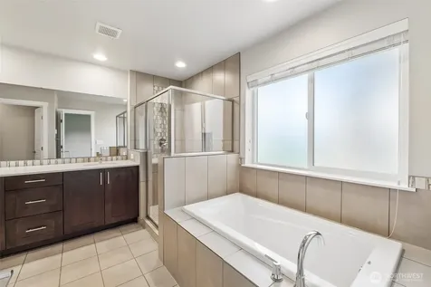 1325 Seattle Hill Road Bothell WA 98012