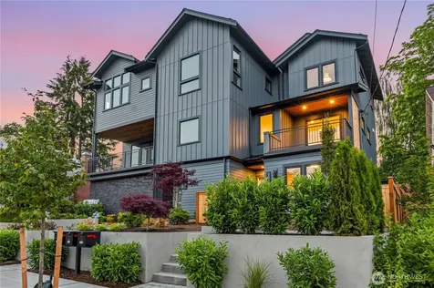 6832 47th Avenue NE Seattle WA 98115