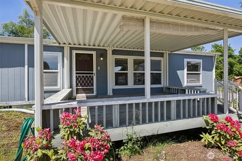 2203 151st Street E Tacoma WA 98445