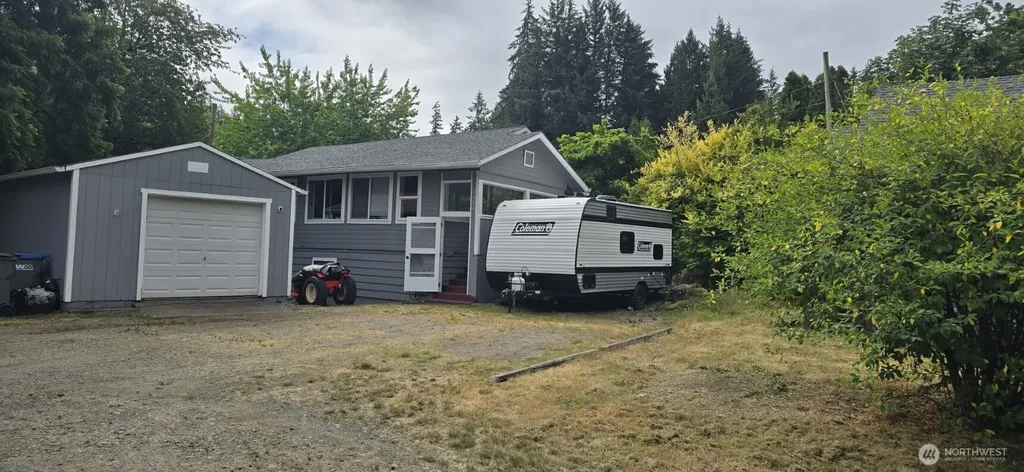 2996 Northlake Way NW Bremerton WA 98312