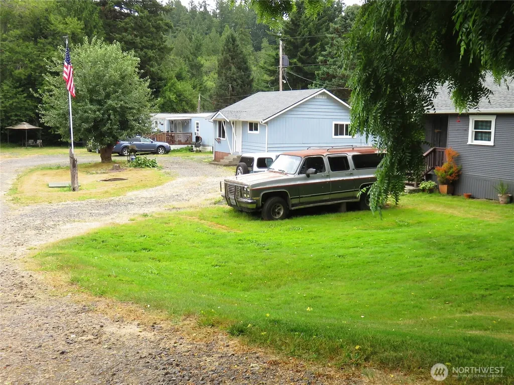 2996 Northlake Way NW Bremerton WA 98312