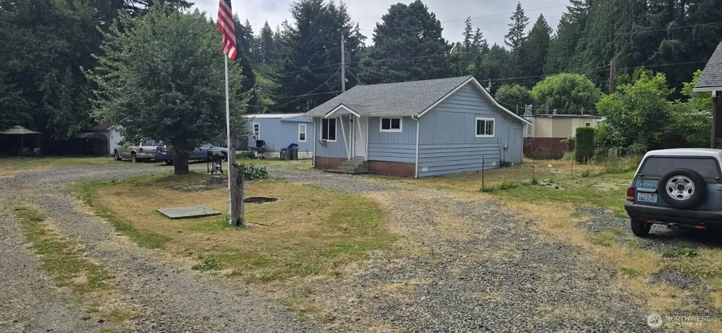 2996 Northlake Way NW Bremerton WA 98312