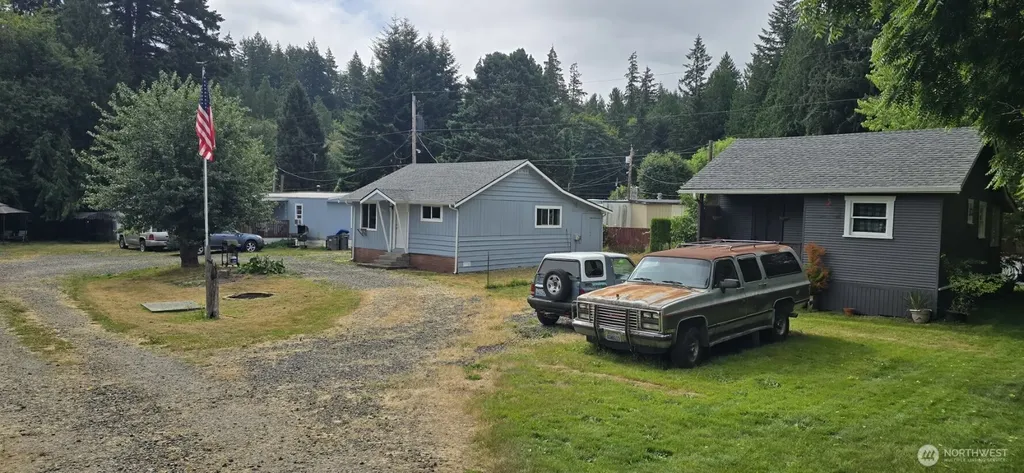 2996 Northlake Way NW Bremerton WA 98312