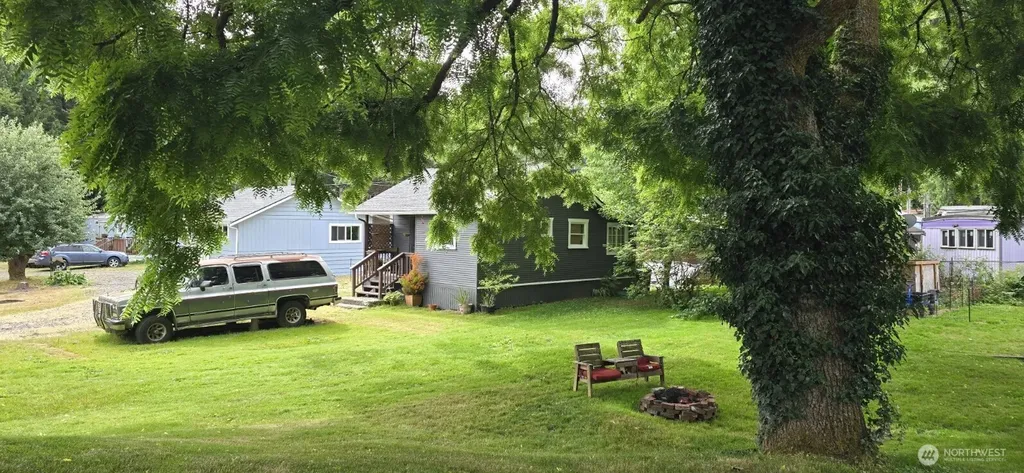 2996 Northlake Way NW Bremerton WA 98312