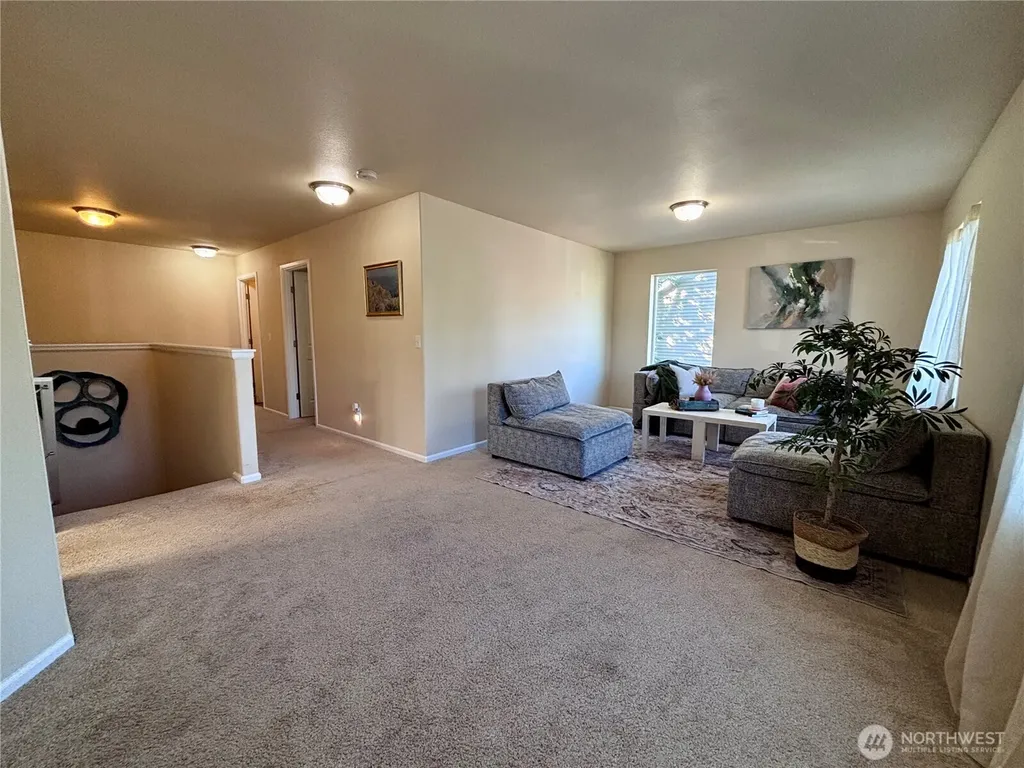 2503 Redwood Court SE Auburn WA 98092