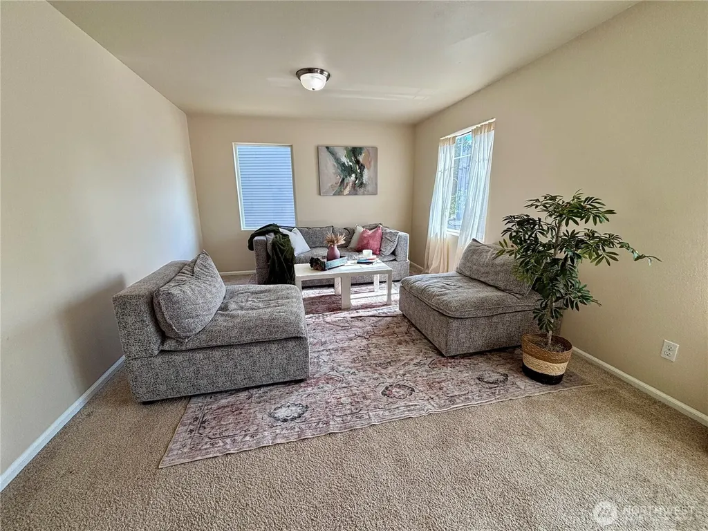 2503 Redwood Court SE Auburn WA 98092