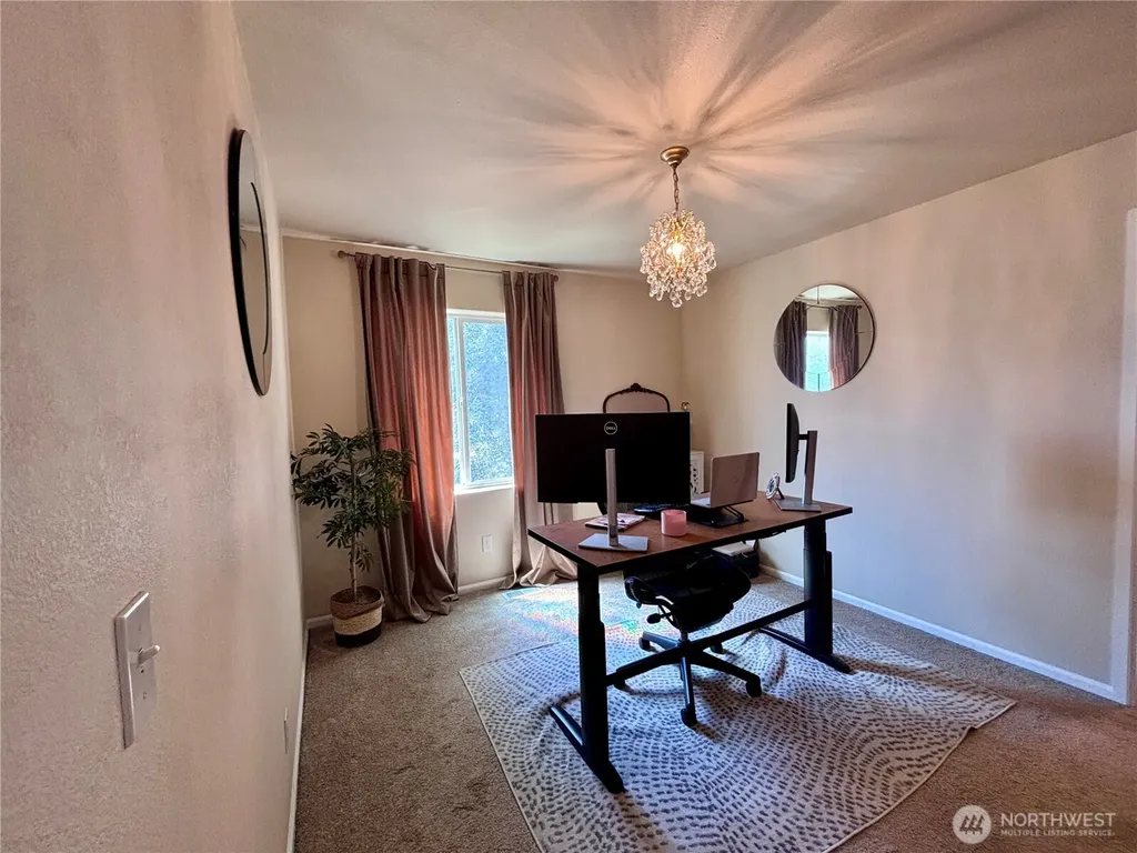 2503 Redwood Court SE Auburn WA 98092