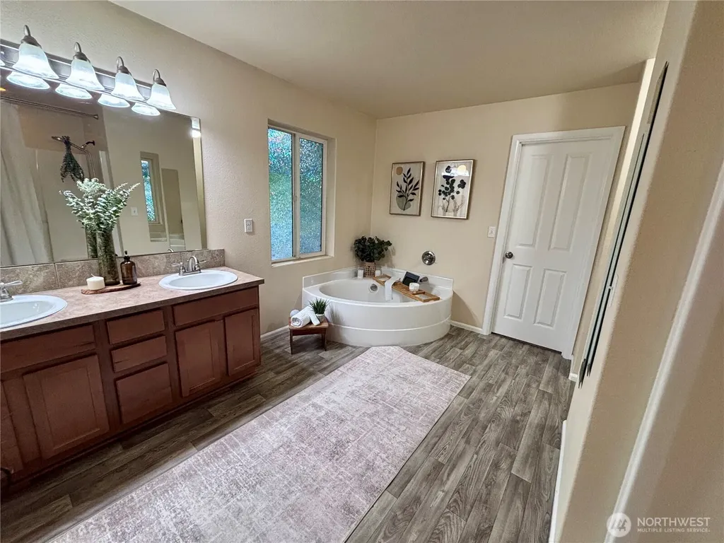 2503 Redwood Court SE Auburn WA 98092