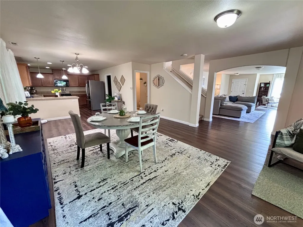 2503 Redwood Court SE Auburn WA 98092