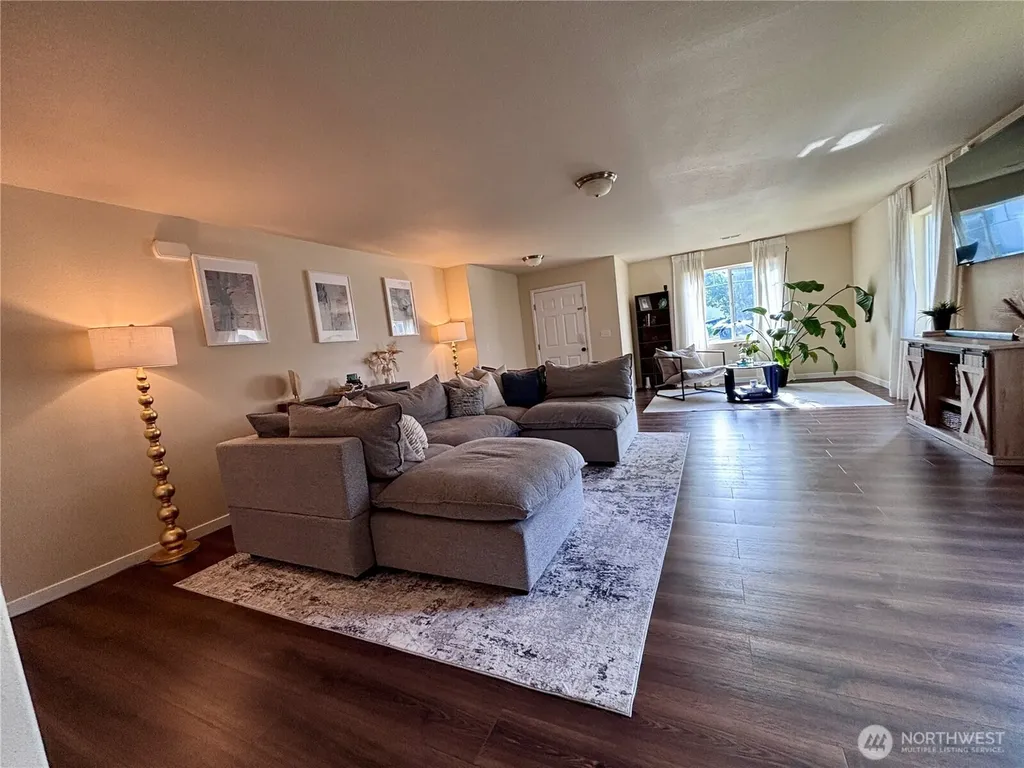 2503 Redwood Court SE Auburn WA 98092