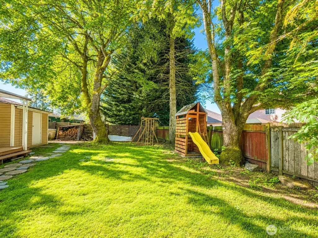 20209 106th Avenue SE Kent WA 98031