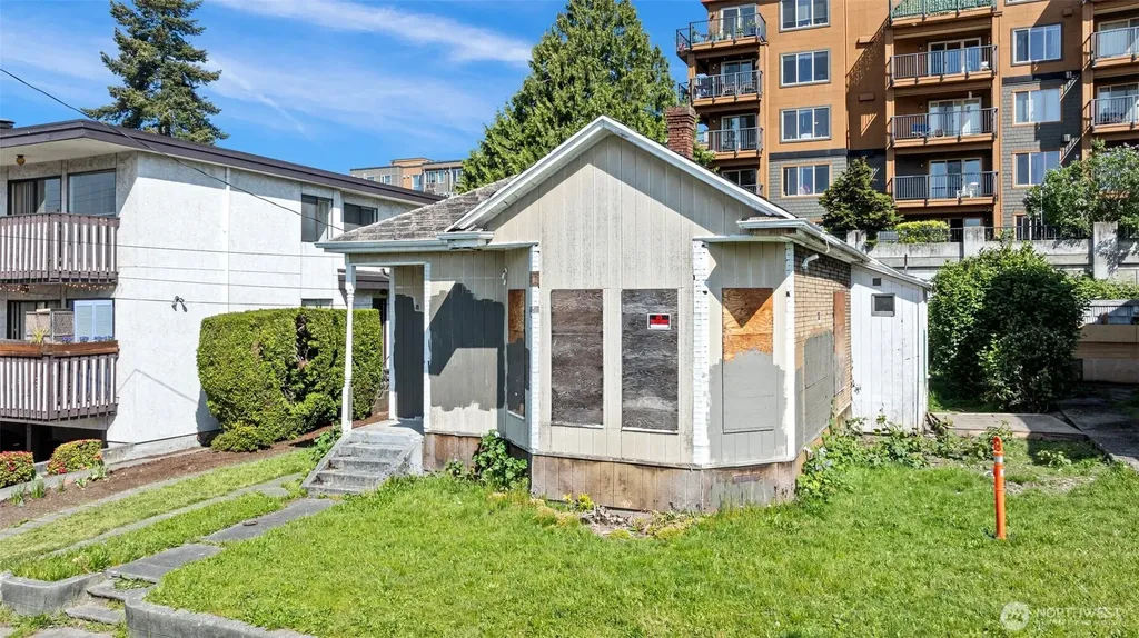 1530 NW 53rd Street Seattle WA 98107