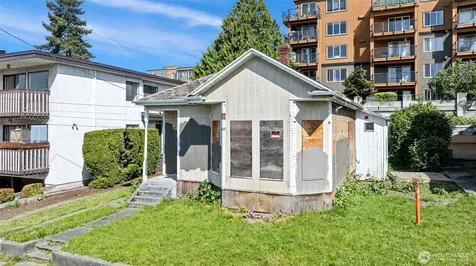 1530 NW 53rd Street Seattle WA 98107