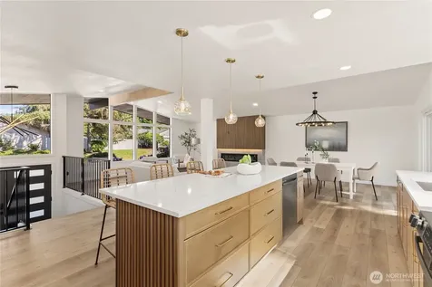 32007 28th Avenue SW Federal Way WA 98023