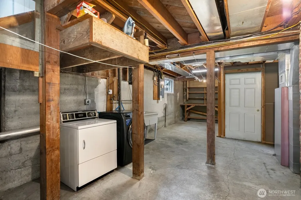 7658 NE 12th Street Medina WA 98039