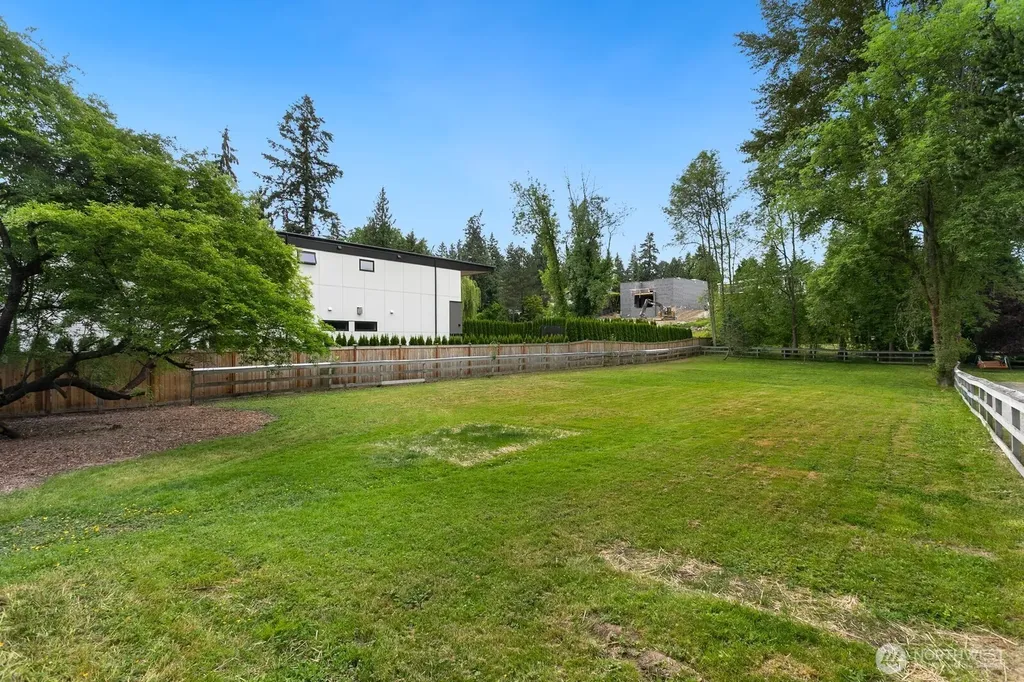 7658 NE 12th Street Medina WA 98039
