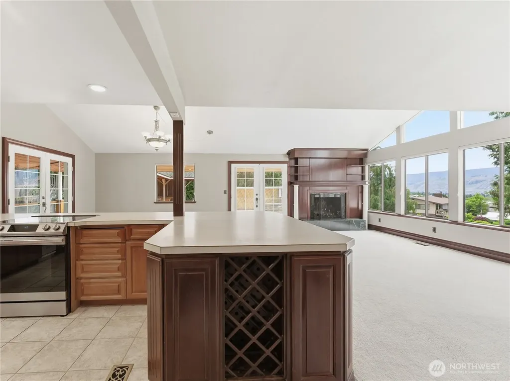 1950 Valley View Boulevard East Wenatchee WA 98802
