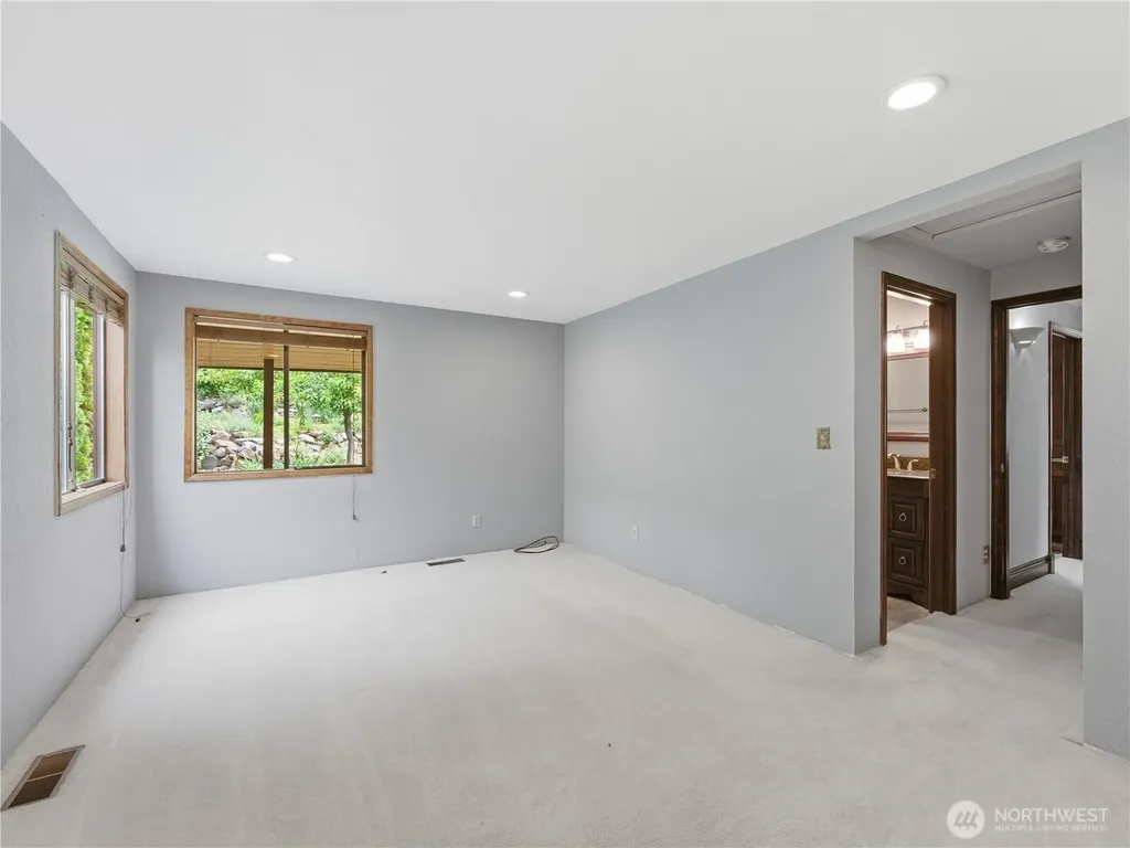 1950 Valley View Boulevard East Wenatchee WA 98802