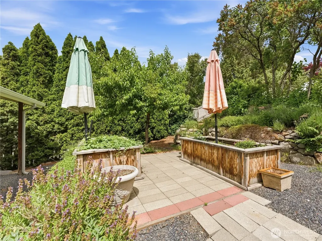 1950 Valley View Boulevard East Wenatchee WA 98802